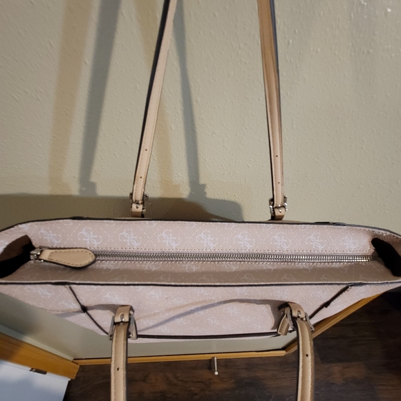 SOLD - Picture 4 of 6